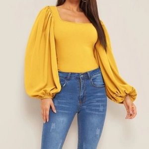 Solid Lantern Sleeve Top
